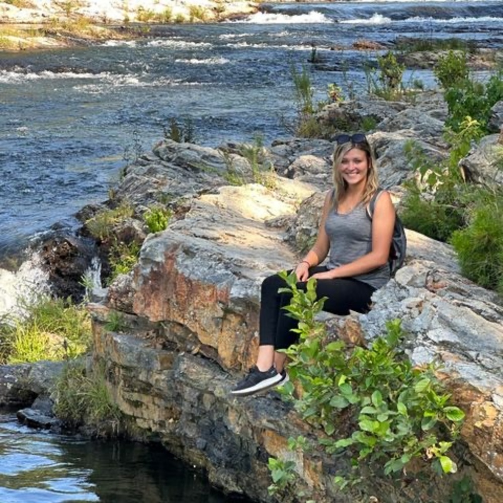 Meet your Posher, Alexus